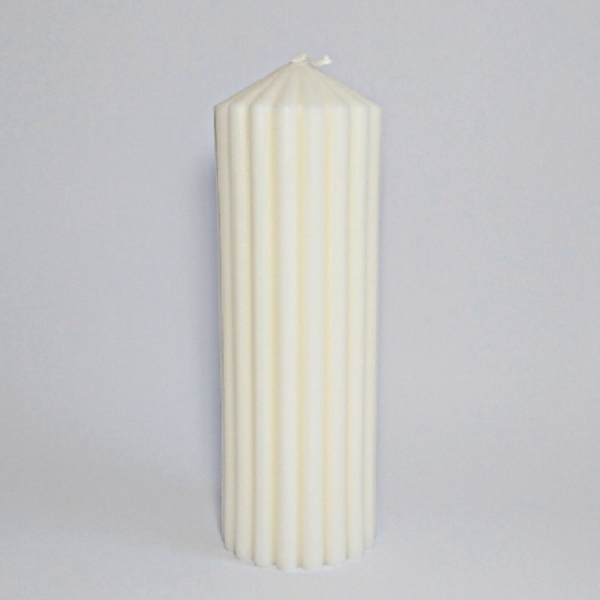 Picture of Ribbed Pillar - Soy Candle 21cm 