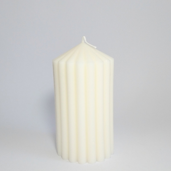 Picture of Ribbed Pillar -Soy Candle 14cm